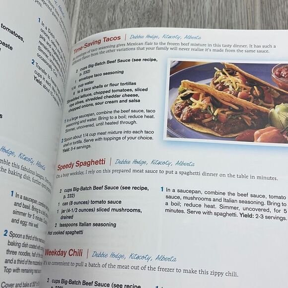 Reader's Digest Taste of Home: Freezer Pleasers Cookbook - Picture 6 of 8